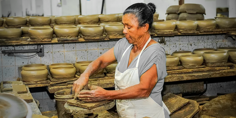 Dia das Paneleiras de Goiabeiras: uma tradição que molda a história da cozinha brasileira